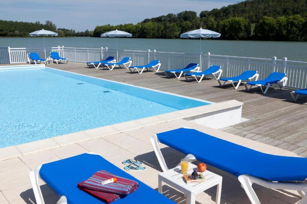 Résidence Pierre&Vacances Le Hameau du Lac Marciac Esterno foto